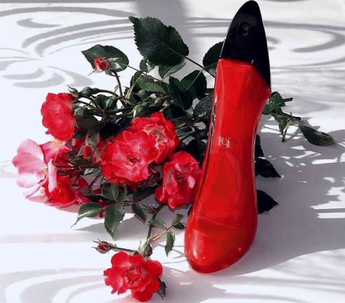Carolina Herrera Very Good Gir - Good Floral & Wedding Decor Supply Photos recension och pris